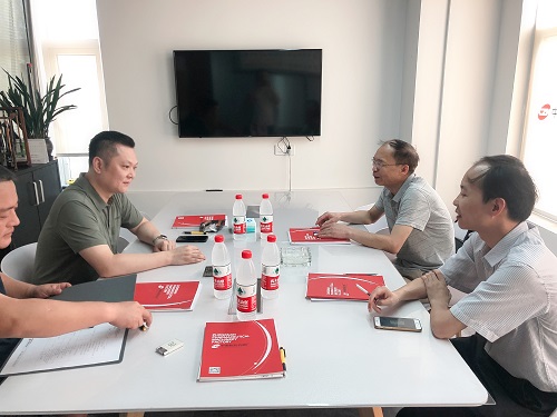 湖南然潤(rùn)堂中藥有限公司一行來(lái)公司參觀交流